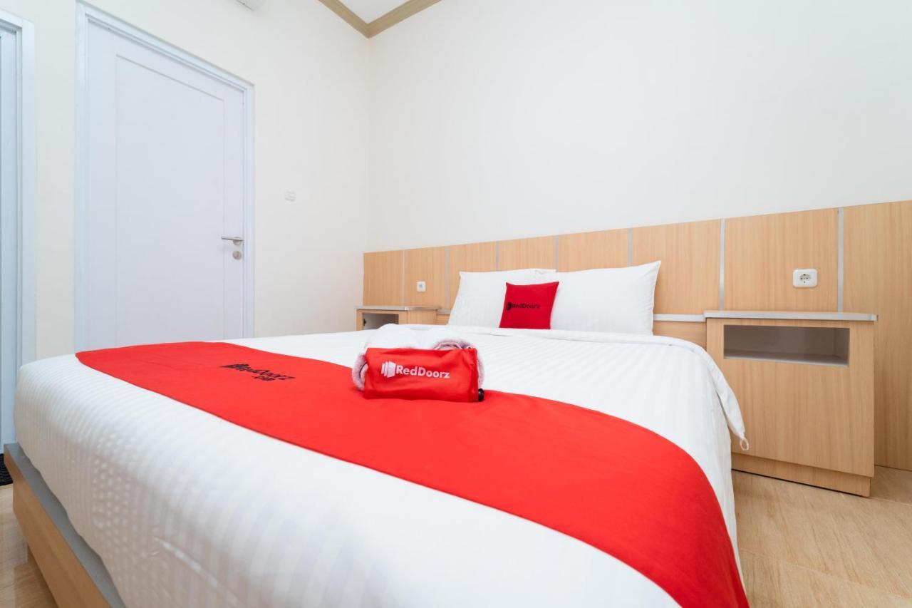 Hotel Reddoorz Near Griya Agung Palembang Talang Kelapa Exteriér fotografie